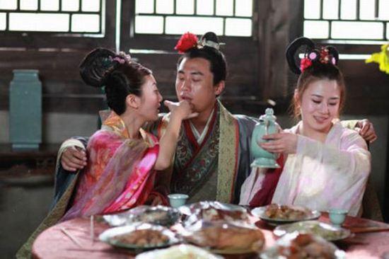 
《金瓶梅》斗胆形貌 一直被认为低俗 为何张爱玲推崇此书？-bsports必一网页版(图4)